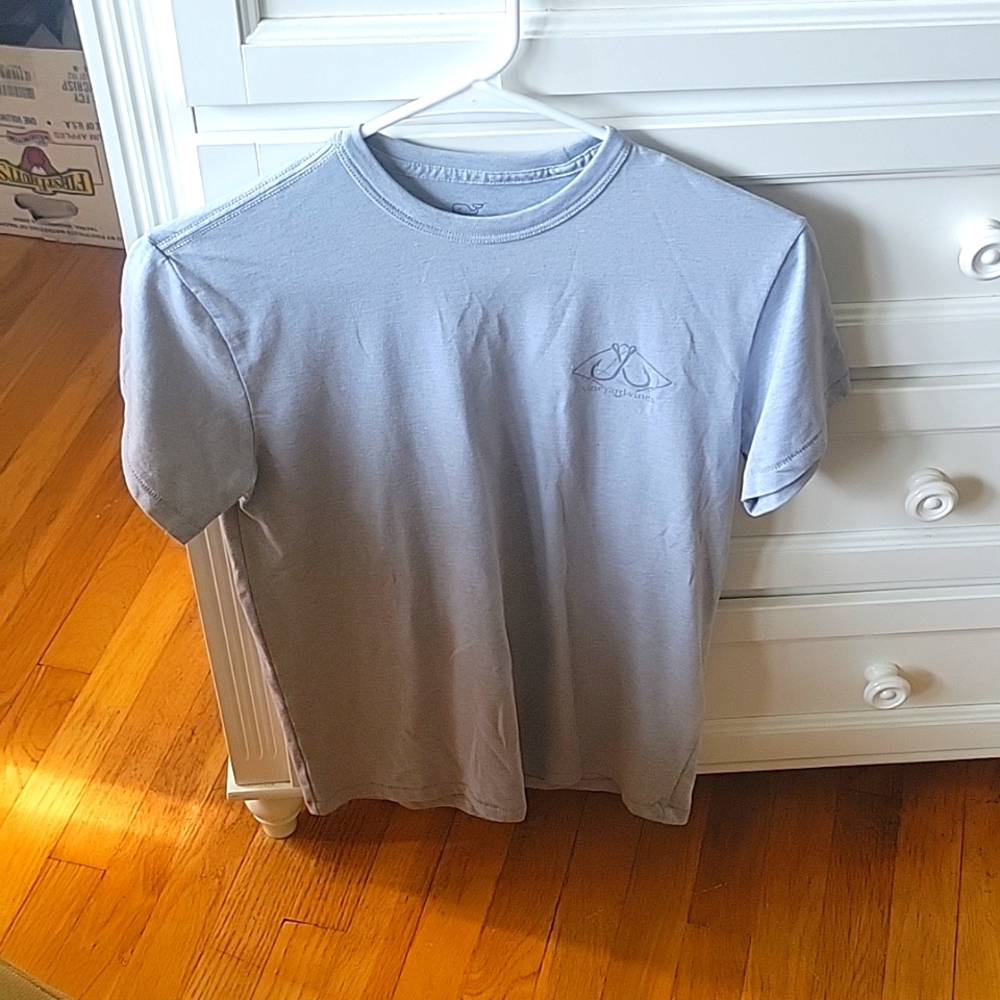 EUC Vineyard vines grey  mens xs t shirt